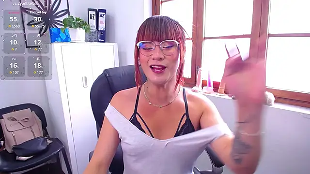 Snapshot of miss_gisselle chatting on 09-30-25, 02:33 miss gisselle online show from 09-30-25, 02:33