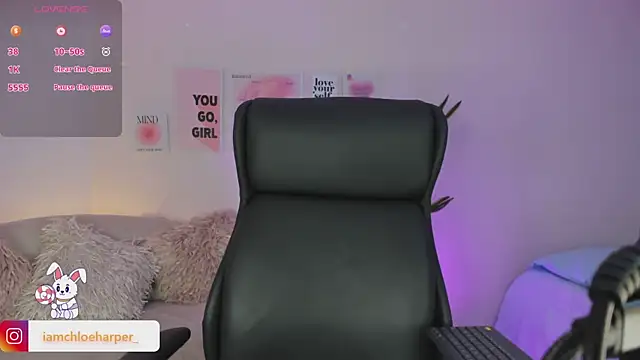 Snapshot of ChloeHarper_ chatting on 03-01-25, 05:27 ChloeHarper online show from 03-01-25, 05:27