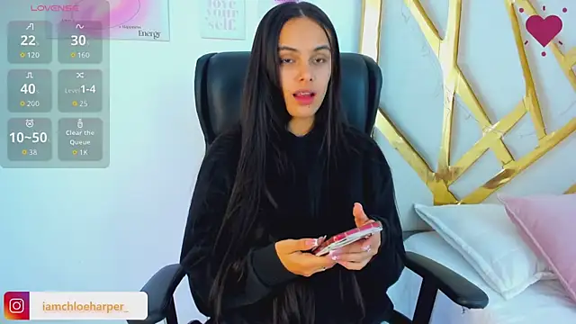 Snapshot of ChloeHarper_ chatting on 09-27-25, 12:21 ChloeHarper online show from 09-27-25, 12:21