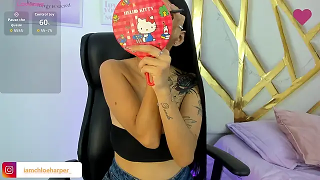Snapshot of ChloeHarper_ chatting on 10-18-25, 02:51 ChloeHarper online show from 10-18-25, 02:51