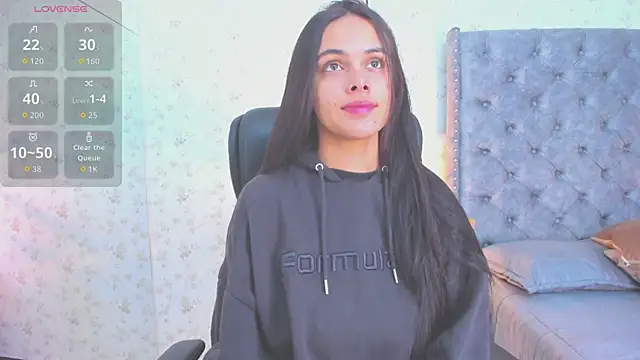 Snapshot of ChloeHarper_ chatting on 10-28-25, 01:36 ChloeHarper online show from 10-28-25, 01:36