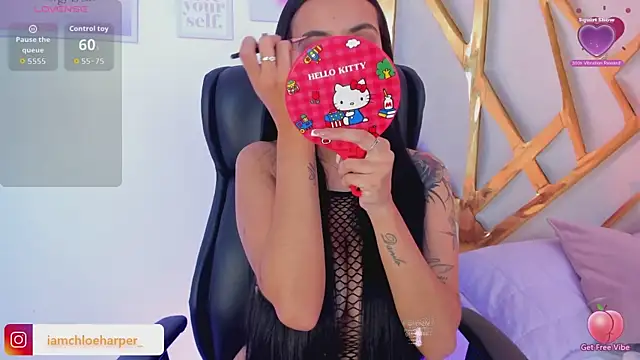 Snapshot of ChloeHarper_ chatting on 11-10-25, 07:02 ChloeHarper online show from 11-10-25, 07:02