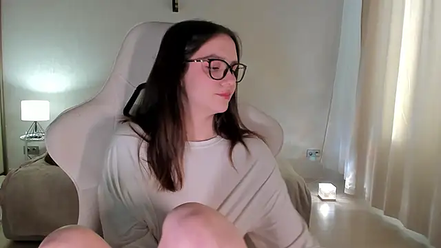 Sonia moon  online show from 01-15-25, 04:36