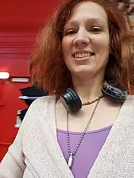 Exhibitionsplit online show from 11-20-25, 11:43