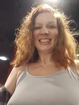 Exhibitionsplit online show from 01-11-26, 08:47