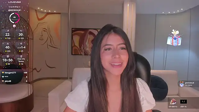 Snapshot of SussanElliot chatting on 03-12-25, 10:17 SussanElliot online show from 03-12-25, 10:17