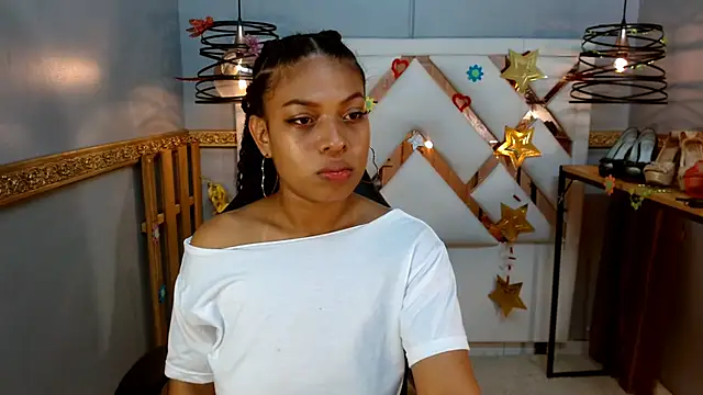 Naomi Tylers online show from 09-12-25, 11:37