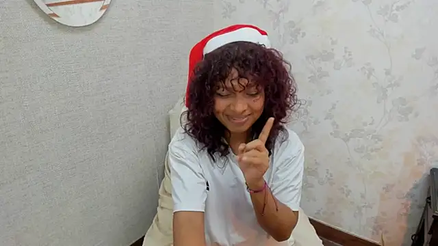 Naomi Tylers online show from 12-14-25, 10:58