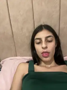 cristel 17 online show from 12-28-24, 03:26