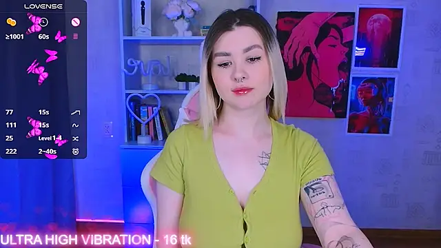 cutie mili online show from 03-18-25, 08:03