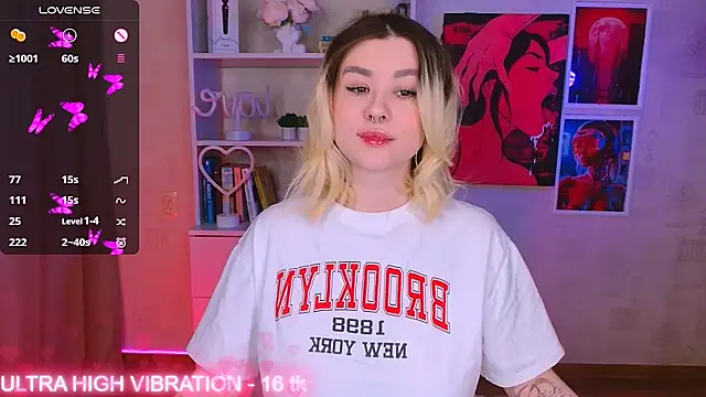 cutie mili online show from 03-21-25, 09:45