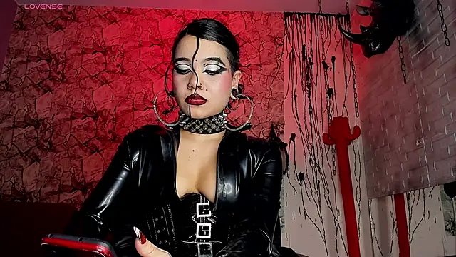 irregular fetish  online show from 12-12-24, 04:04