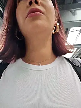 scarlett moore online show from 10-29-25, 02:30