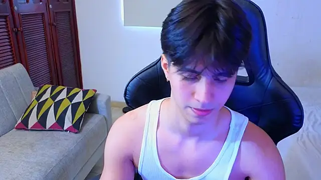 Snapshot of carl_dixon chatting on 10-25-25, 06:35 carl dixon online show from 10-25-25, 06:35