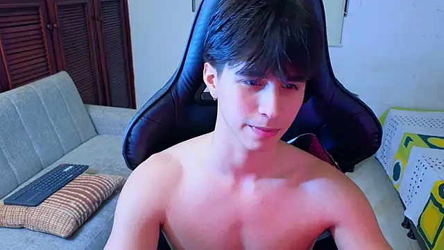 Snapshot of carl_dixon chatting on 11-27-25, 01:40 carl dixon online show from 11-27-25, 01:40