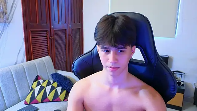 Snapshot of carl_dixon chatting on 12-04-25, 09:12 carl dixon online show from 12-04-25, 09:12