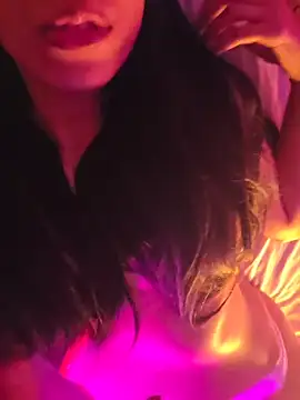 aloneathome online show from 12-19-25, 06:31