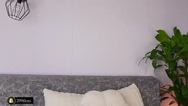 katie cruz online show from 10-31-25, 11:11