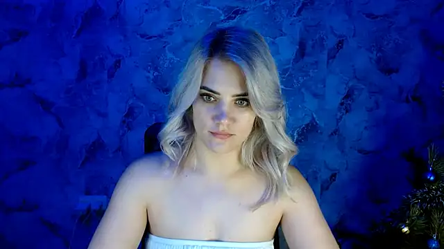 Snapshot of nika_gold1 chatting on 12-28-24, 05:35 nika gold1 online show from 12-28-24, 05:35