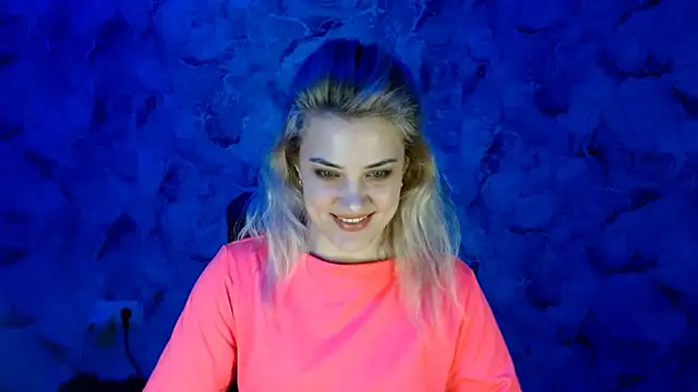 Snapshot of nika_gold1 chatting on 02-10-25, 07:49 nika gold1 online show from 02-10-25, 07:49