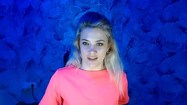 Snapshot of nika_gold1 chatting on 02-10-25, 10:51 nika gold1 online show from 02-10-25, 10:51