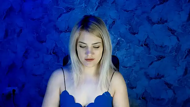 Snapshot of nika_gold1 chatting on 03-11-25, 02:29 nika gold1 online show from 03-11-25, 02:29