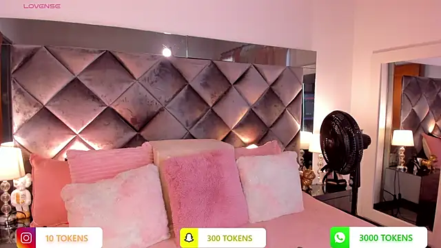 sofhiaa adaams online show from 03-08-25, 05:43