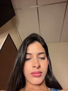 violetta-brown1 online show from 04-23-26, 02:35