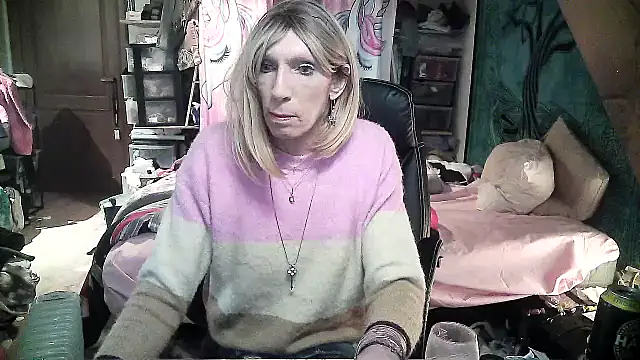 Ombeline1 online show from 02-02-25, 04:22