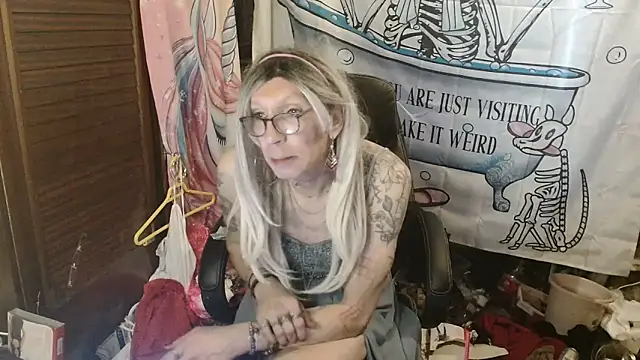 Ombeline1 online show from 02-04-26, 02:56