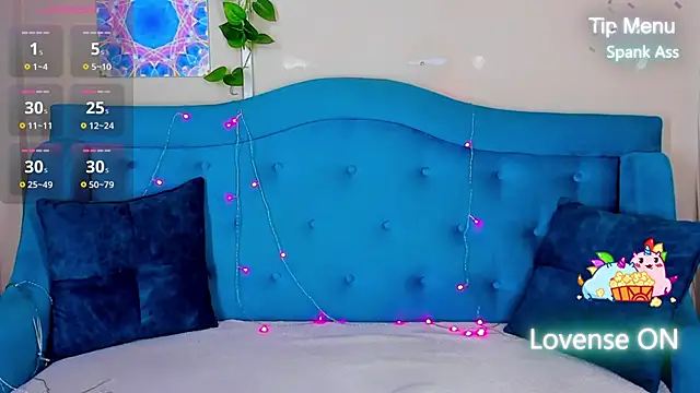 Snapshot of MilliStrii chatting on 11-05-25, 01:27 MilliStrii online show from 11-05-25, 01:27