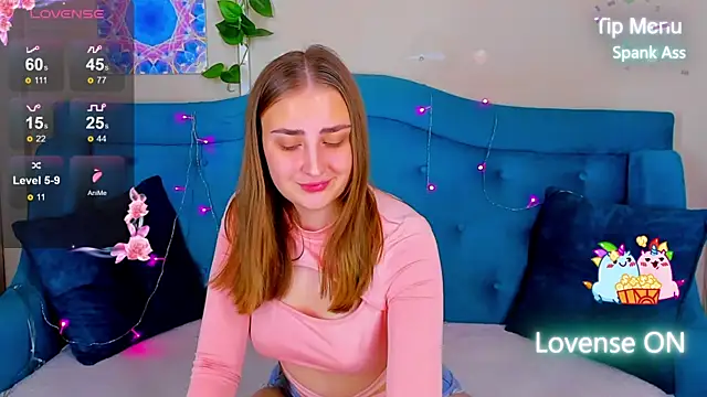 Snapshot of MilliStrii chatting on 11-15-25, 01:36 MilliStrii online show from 11-15-25, 01:36