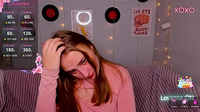 Snapshot of MilliStrii chatting on 01-17-26, 12:59 MilliStrii online show from 01-17-26, 12:59