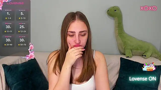 Snapshot of MilliStrii chatting on 02-10-26, 01:10 MilliStrii online show from 02-10-26, 01:10