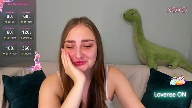 Snapshot of MilliStrii chatting on 02-14-26, 01:24 MilliStrii online show from 02-14-26, 01:24