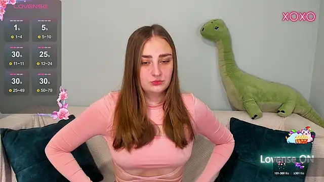 Snapshot of MilliStrii chatting on 02-19-26, 01:23 MilliStrii online show from 02-19-26, 01:23