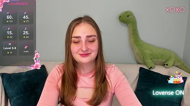 Snapshot of MilliStrii chatting on 02-20-26, 01:24 MilliStrii online show from 02-20-26, 01:24