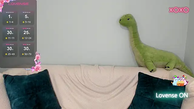 Snapshot of MilliStrii chatting on 02-26-26, 01:26 MilliStrii online show from 02-26-26, 01:26