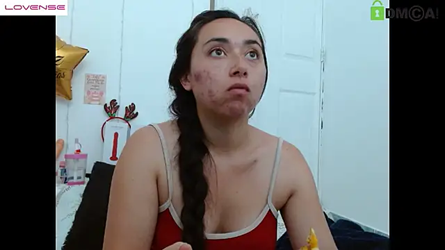 Snapshot of Hot_Candy_ chatting on 03-03-25, 02:59 Hot Candy online show from 03-03-25, 02:59