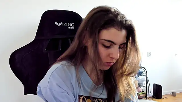 emmamurrr online show from 09-27-25, 10:53