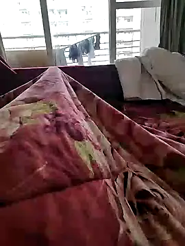 Snapshot of Nuttysub chatting on 01-14-25, 09:13 Nuttysub online show from 01-14-25, 09:13