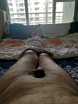 Snapshot of Nuttysub chatting on 02-25-25, 09:09 Nuttysub online show from 02-25-25, 09:09