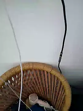 Snapshot of Nuttysub chatting on 03-19-25, 02:05 Nuttysub online show from 03-19-25, 02:05