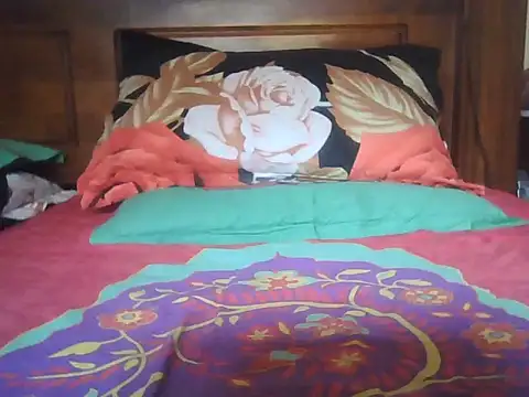 Snapshot of Nuttysub chatting on 09-23-25, 01:52 Nuttysub online show from 09-23-25, 01:52