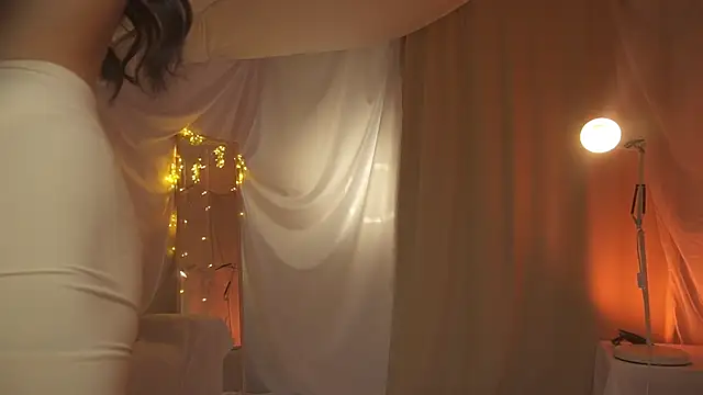 Snapshot of arizonasunrise chatting on 03-13-25, 07:28 arizonasunrise online show from 03-13-25, 07:28