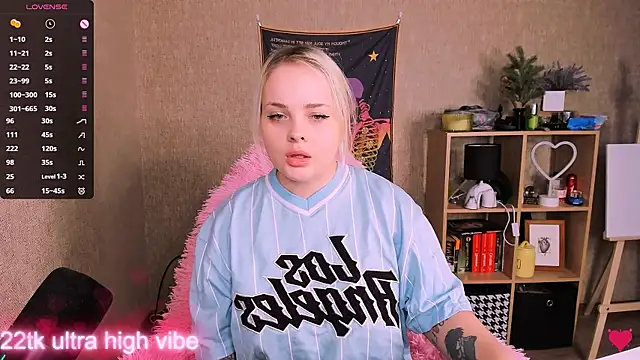 flower sarah  online show from 02-09-25, 12:30