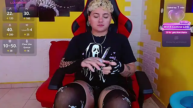 isabeautyx19 online show from 03-12-25, 02:20