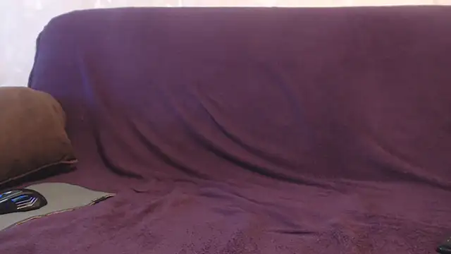 Snapshot of nicenike47 chatting on 09-21-25, 10:28 nicenike47 online show from 09-21-25, 10:28