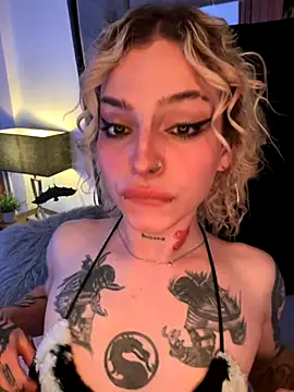 Bonnie vega online show from 10-29-25, 08:10