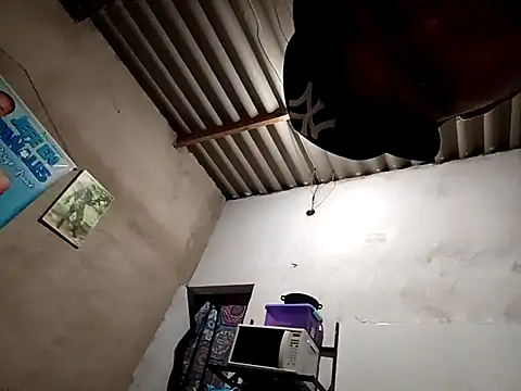 yoryisexi online show from 09-18-25, 03:30